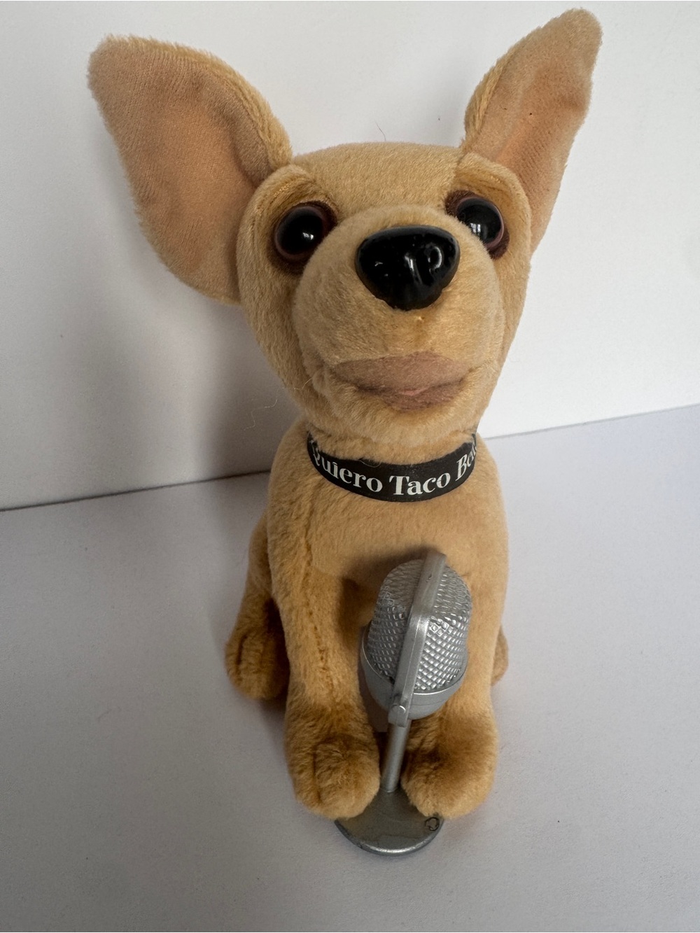 Taco Bell Plush Chihuahua Dog in Tan with Collar